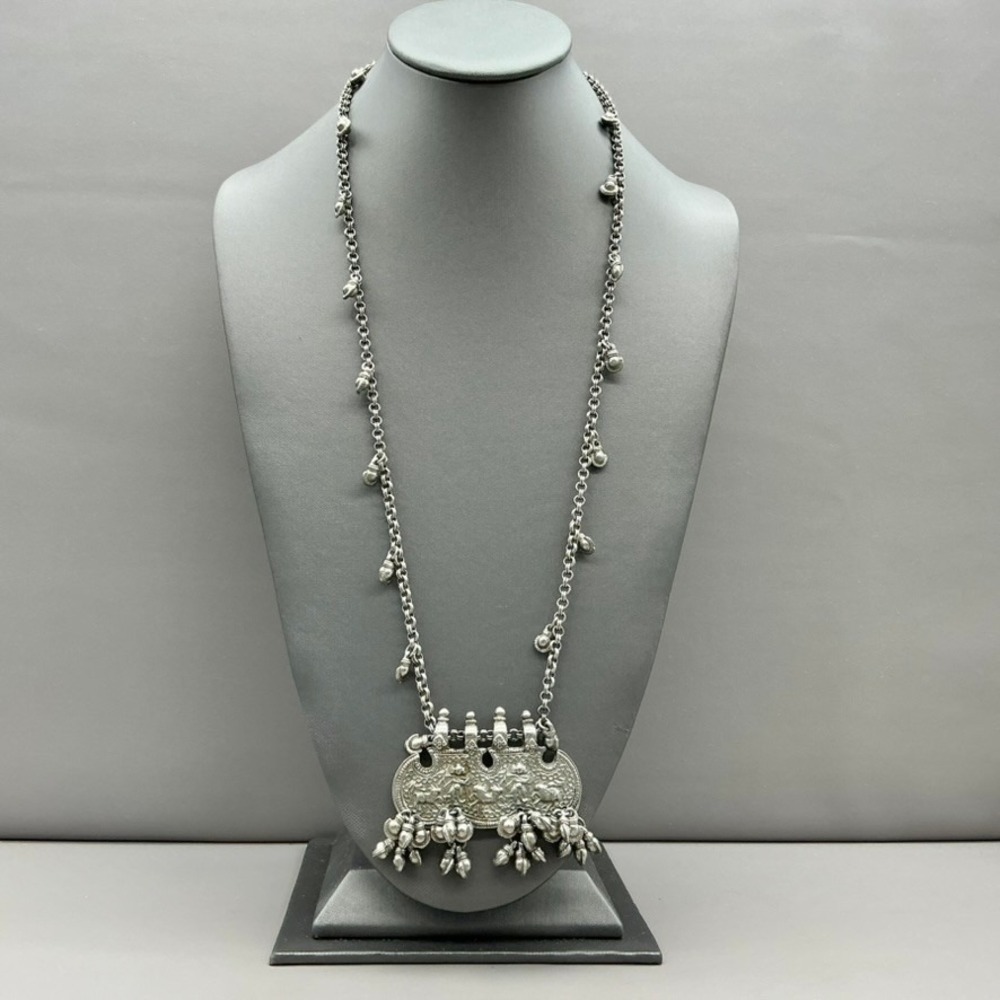 Accessocraft Necklace Vintage Etruscan Silver Tone Dangle Pendant Signed 26"